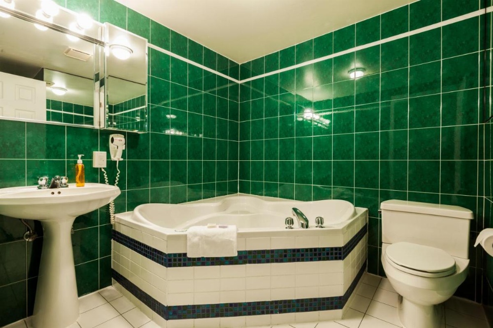 Room image 5